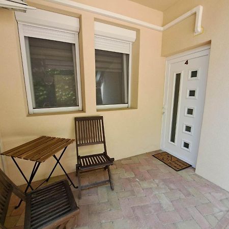 Milla Apartmanok Еґер Екстер'єр фото
