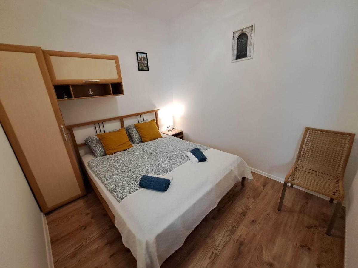 Milla Apartmanok Еґер Екстер'єр фото